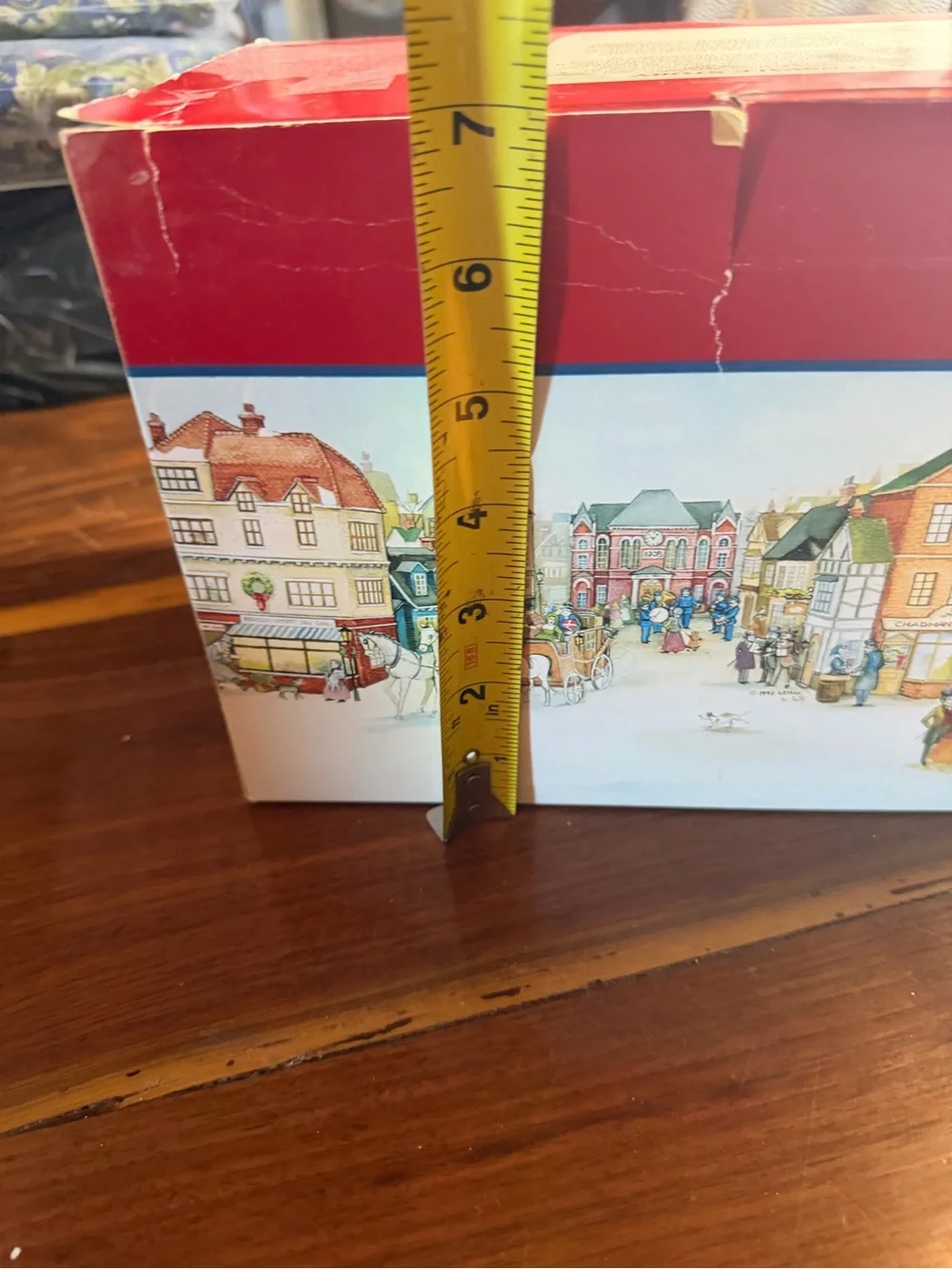 Lemax Dickensvale Porcelain Lighted House - Red, Black & White Box